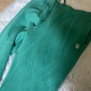 Women’s sweat pants